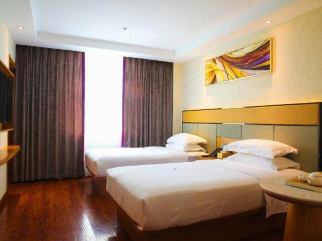 Greentree Inn Geermu Walking Street Business Hotel Golmud Dış mekan fotoğraf