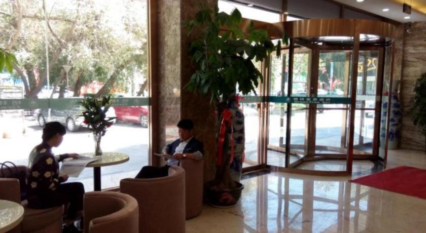 Greentree Inn Geermu Walking Street Business Hotel Golmud Dış mekan fotoğraf
